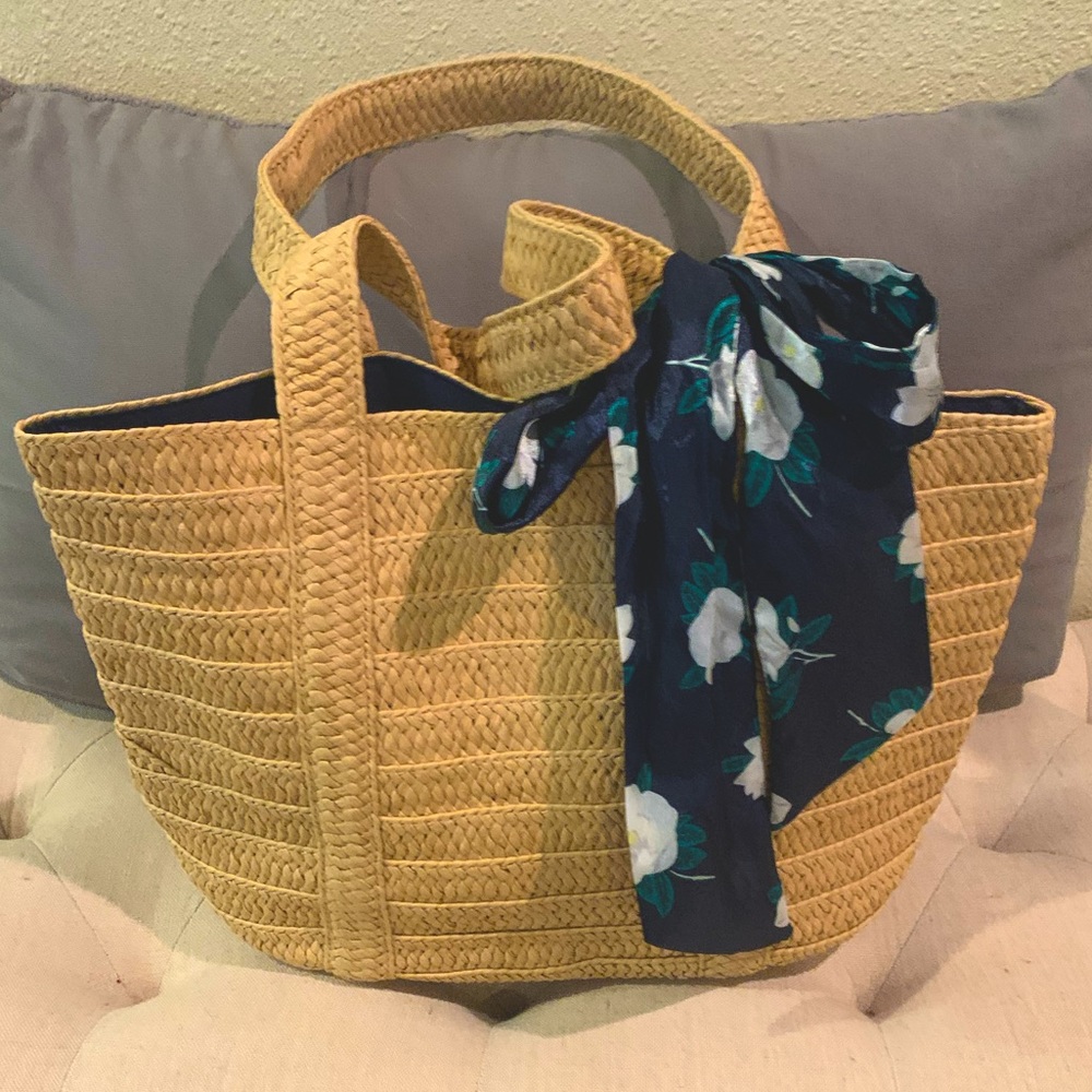 Draper James beach/summer bag